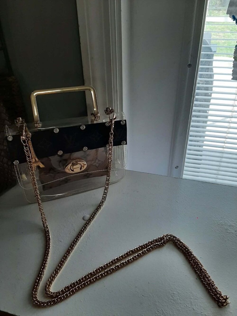 THE UNBRANDED BRAND "Up Cycled "Lil LuLu" Transparent Clutch - Picture 8 of 12